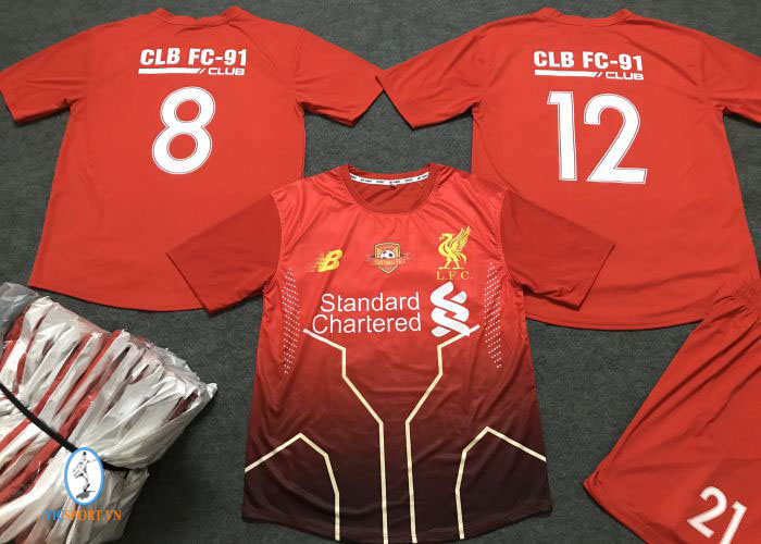 CLB FC 91 CLUB TRONG MÀU ÁO LIVER