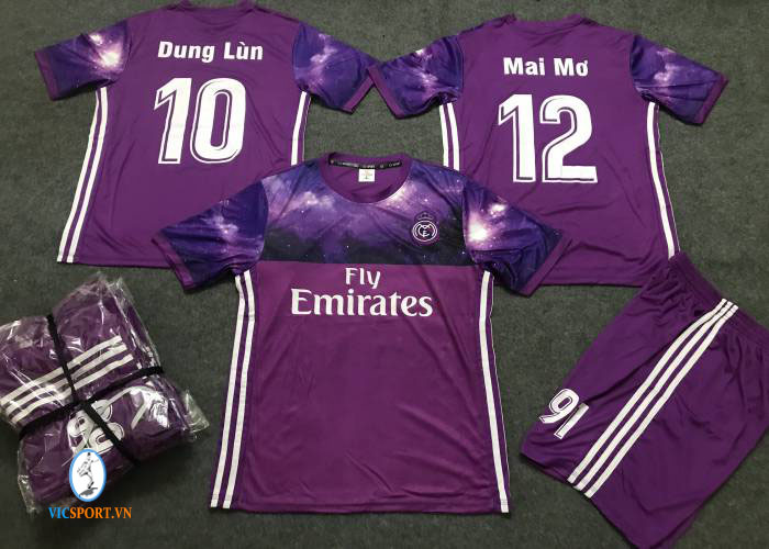 ÁO REAL MADRID TÍM IN CHO KHÁCH
