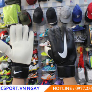 GĂNG TAY THỦ MÔN NIKE 2020 MÀU ĐEN