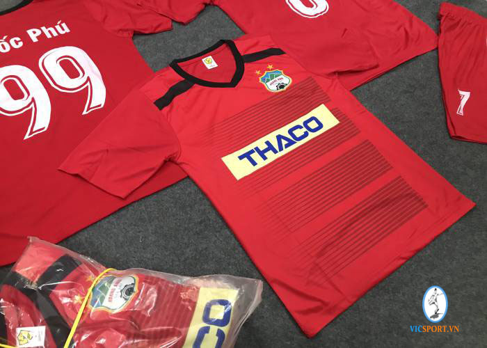 KHÁCH TRONG MÀU ÁO HOÀNG ANH GIA LAI ĐỎ 2019 - Hình ảnh 4