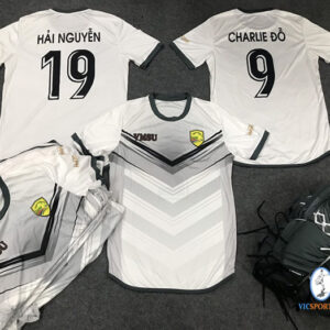 VMSU UNITED TRONG MÀU ÁO MAY MONSTER