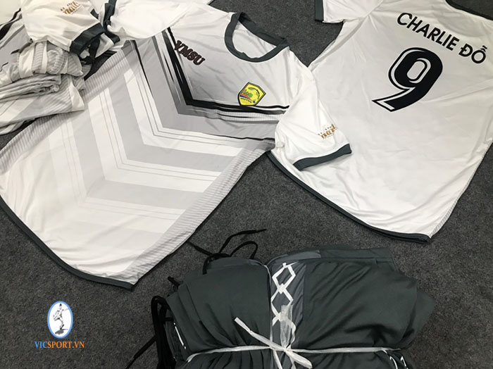 VMSU UNITED TRONG MÀU ÁO MAY MONSTER - Hình ảnh 5
