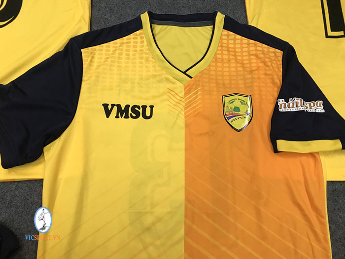 VMSU UNITED TRONG MÀU ÁO MAY MÀU VÀNG - Hình ảnh 3