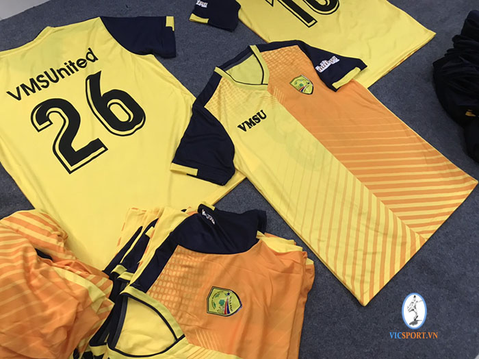VMSU UNITED TRONG MÀU ÁO MAY MÀU VÀNG - Hình ảnh 4
