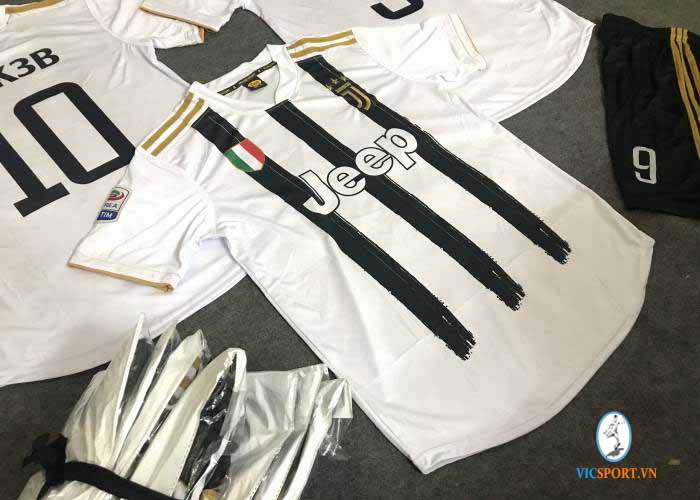 LH K38 TRONG MÀU ÁO JUVENTUS - Hình ảnh 3