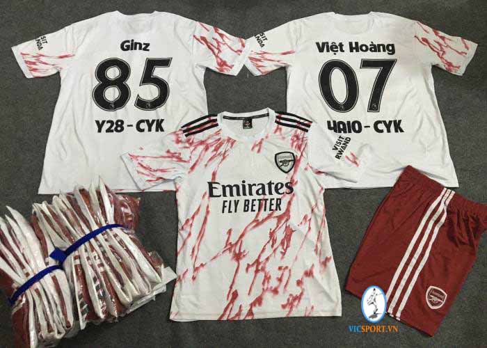 ÁO ARSENAL TRẮNG IN CHO KHÁCH