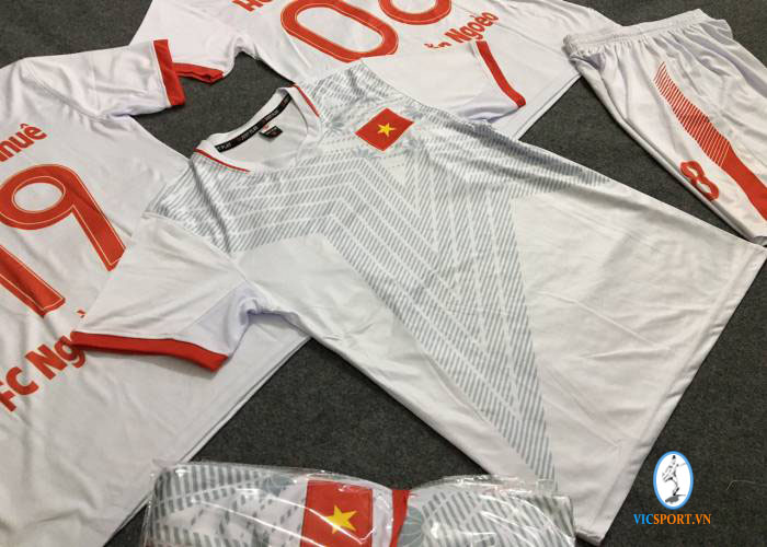 FC NGOẰN NGOÈO - Hình ảnh 2