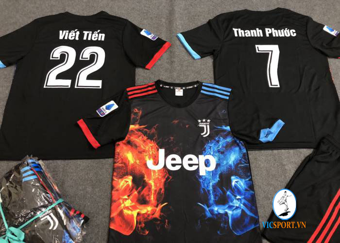 ÁO JUVENTUS ĐEN LOANG IN CHO KHÁCH