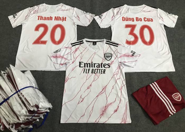 ÁO ARSENAL TRẮNG 2020 IN CHO KHÁCH