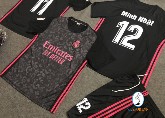 ÁO REAL MADRID ĐEN IN CHO KHÁCH - Hình ảnh 3