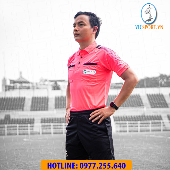 Bộ trọng tài Egan Eric đủ màu - Hình ảnh 9
