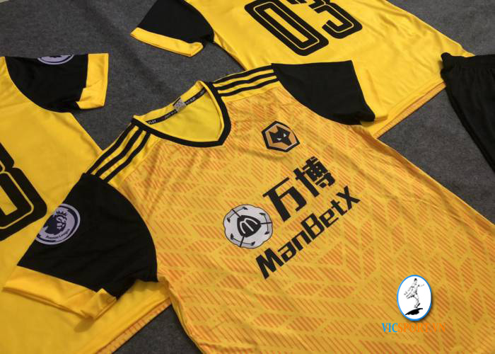 ÁO WOLVES HAMPTON VÀNG IN CHO KHÁCH - Hình ảnh 2