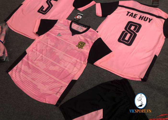 SAIGON UNITED FC - OPTIMUS HỒNG - Hình ảnh 3