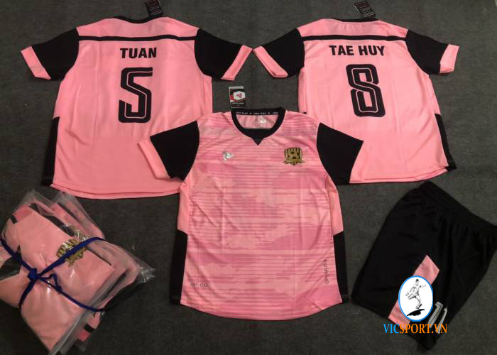 SAIGON UNITED FC - OPTIMUS HỒNG - Hình ảnh 2