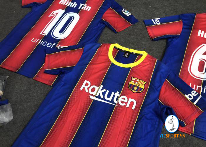 ÁO BARCELONE SÂN NHÀ IN CHO KHÁCH - Hình ảnh 4