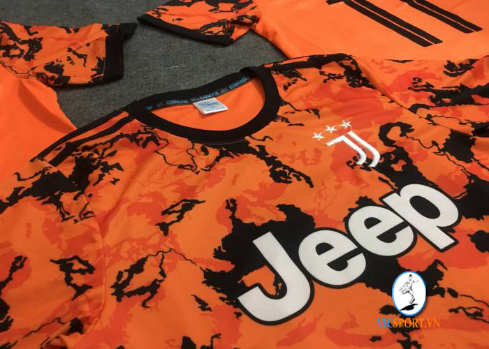 ÁO JUVENTUS CAM VẢI MÈ IN CHO KHÁCH - Hình ảnh 2