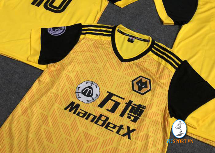 ÁO WOLVES HAMPTON VÀNG IN CHO KHÁCH - Hình ảnh 2