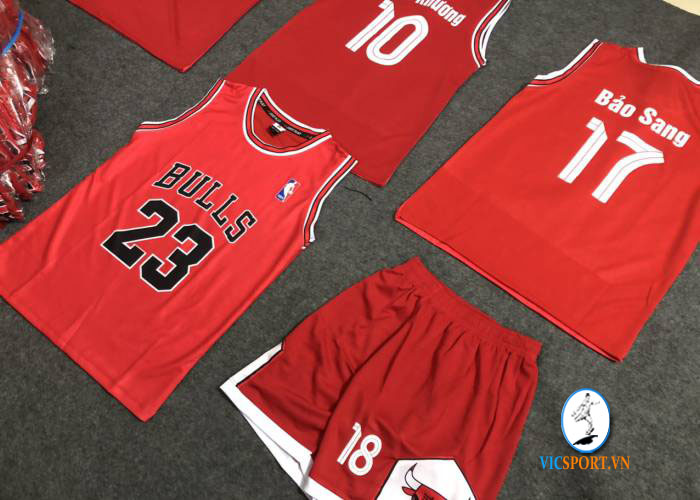 ÁO BÓNG RỔ BULL ĐỎ IN CHO BÉ - Hình ảnh 2