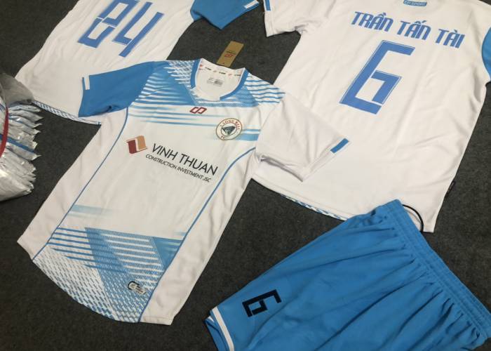 LONG WELL FC - ROGER TRẮNG - Hình ảnh 5