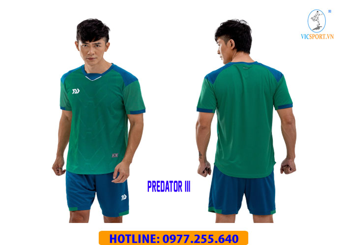 ÁO ĐÁ BANH PREDATOR III MÀU XANH LÝ