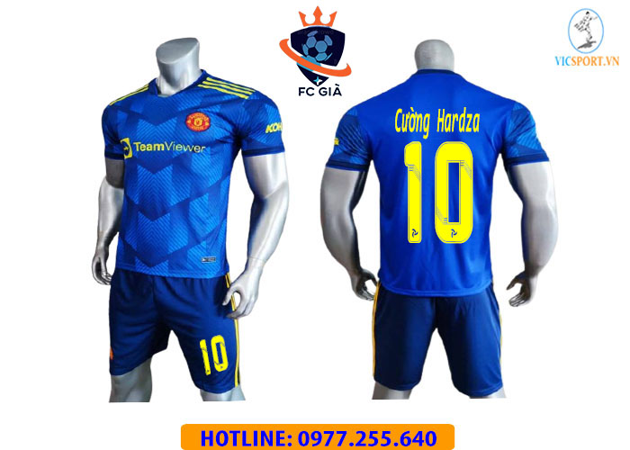 FC GIÀ TRONG MÀU ÁO MU XANH - Hình ảnh 9