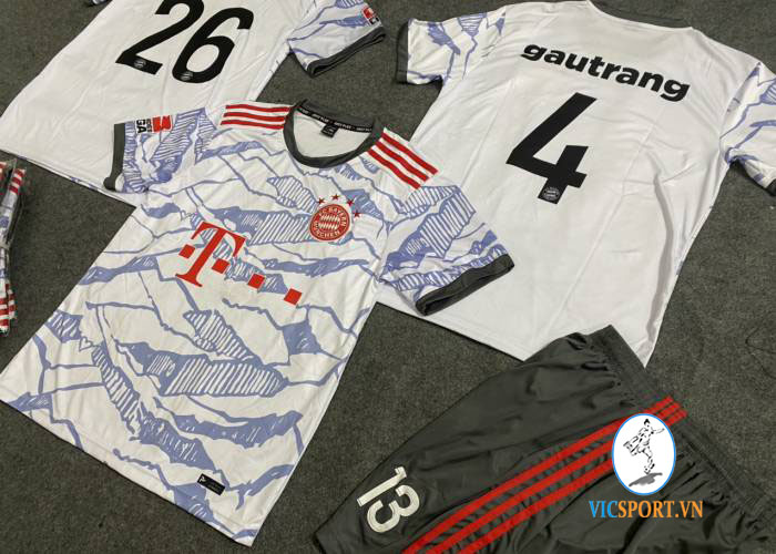 ÁO BAYERN TRẮNG IN CHO KHÁCH - Hình ảnh 2