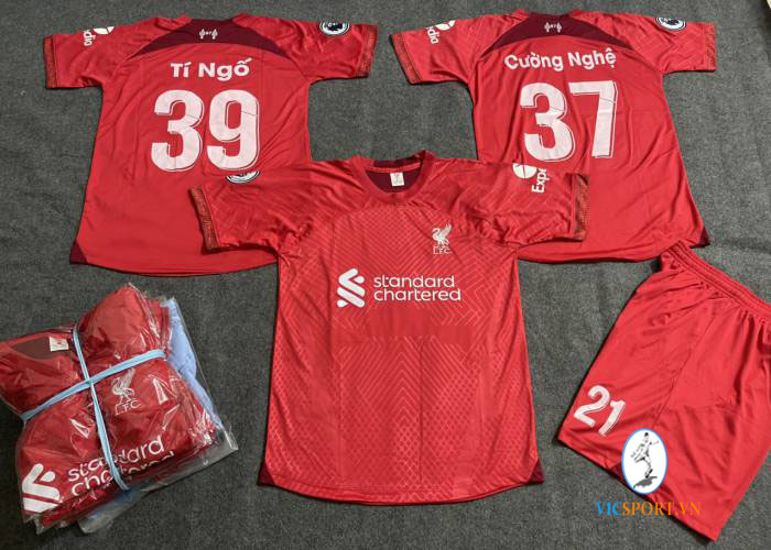 ÁO LIVERPOOL HỒNG 22-23 IN CHO KHÁCH - Hình ảnh 2