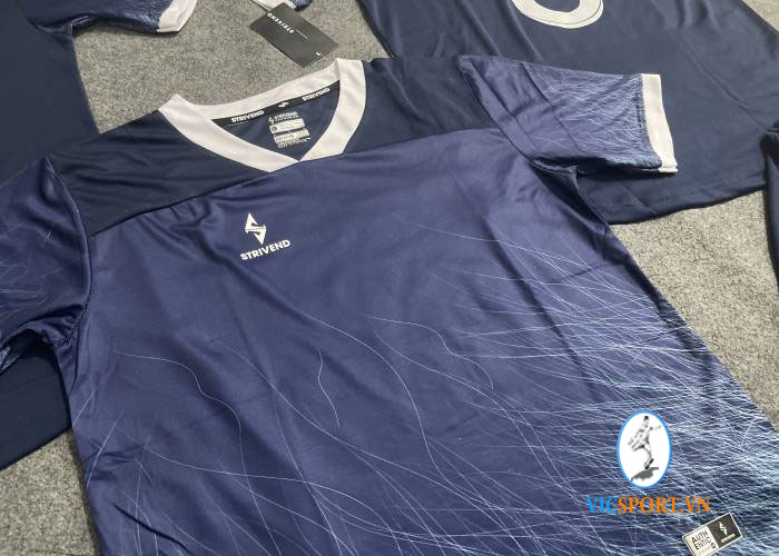 ÁO STRIVEND V3 XANH ĐEN IN CHO KHÁCH - Hình ảnh 6