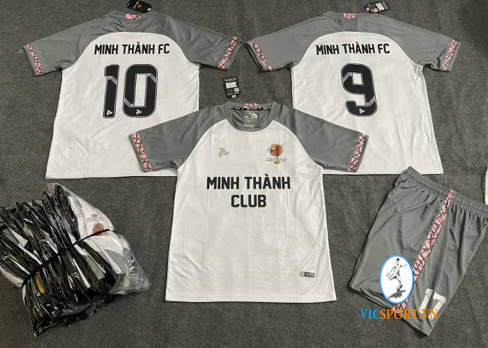 MINH THÀNH FC - JULEE TRẮNG - Hình ảnh 7