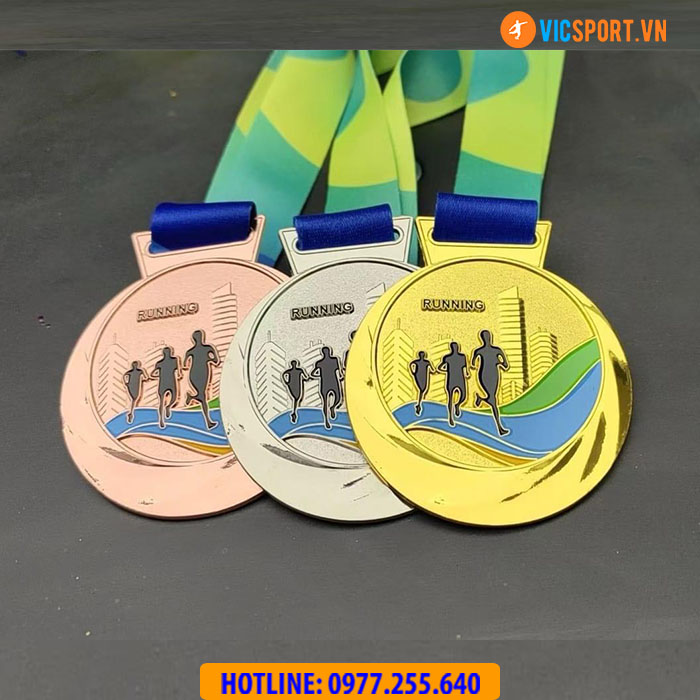 Huy chương Running Chạy Bộ 2024 dây xanh (có in)