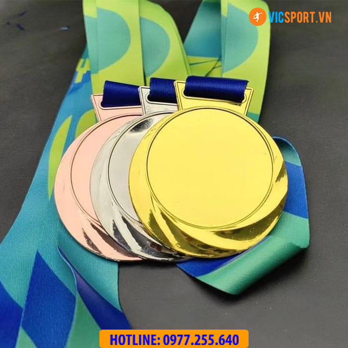 Huy chương Running Chạy Bộ 2024 dây xanh (có in) - Hình ảnh 3