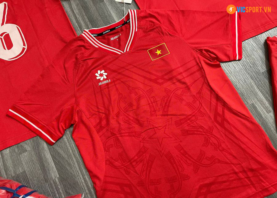 Áo bóng đá đội tuyển Việt Nam 2024 chính hãng (bản Fan) - Hình ảnh 31